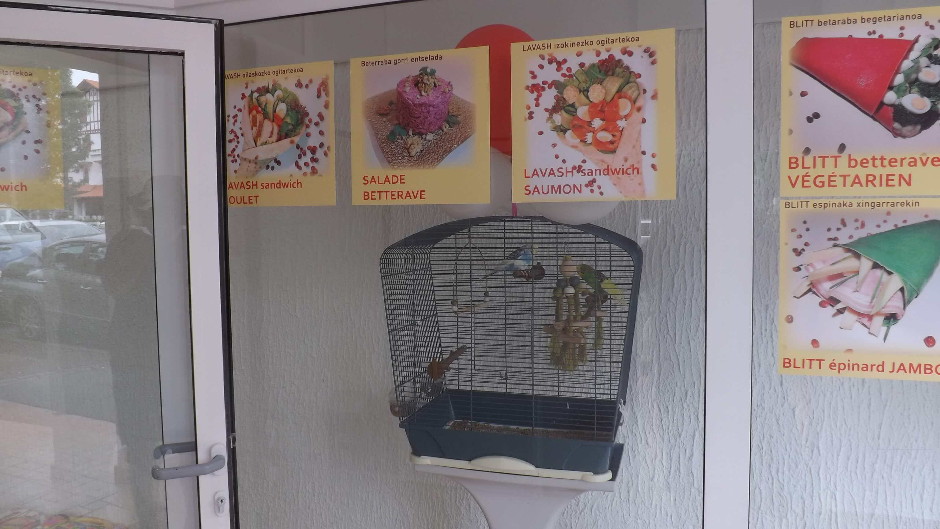 <br />
<b>Notice</b>:  Undefined variable: titre in <b>/var/www/vhosts/bidasoa-etorkinekin.org/httpdocs/views/granada.view.php</b> on line <b>26</b><br />
